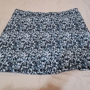 XL Tranquility Skort